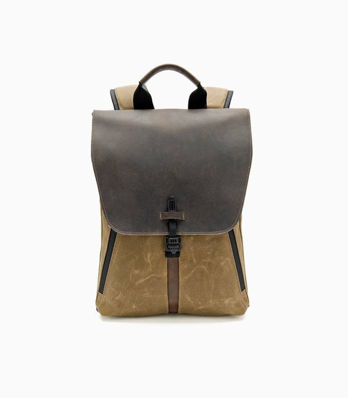 Minimalist Brown Back - Le dénicheur du web