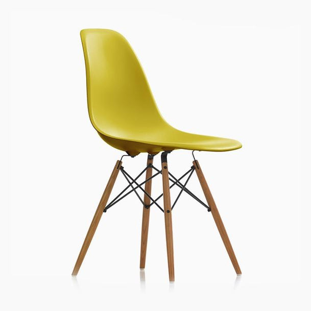 Eames Plastic Side Chair - Le dénicheur du web